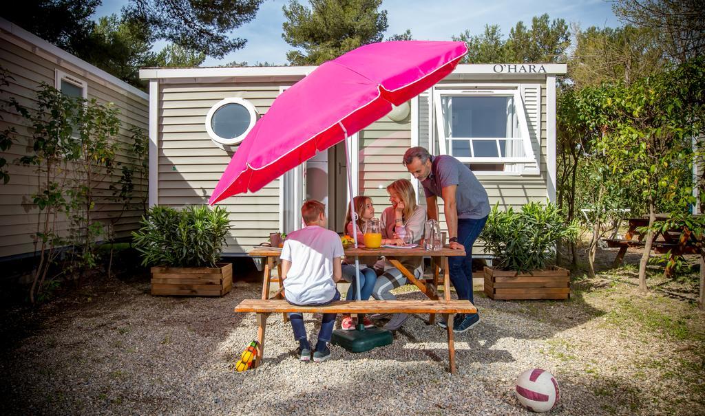 Camping Marina Plage Vitrolles  Exterior foto