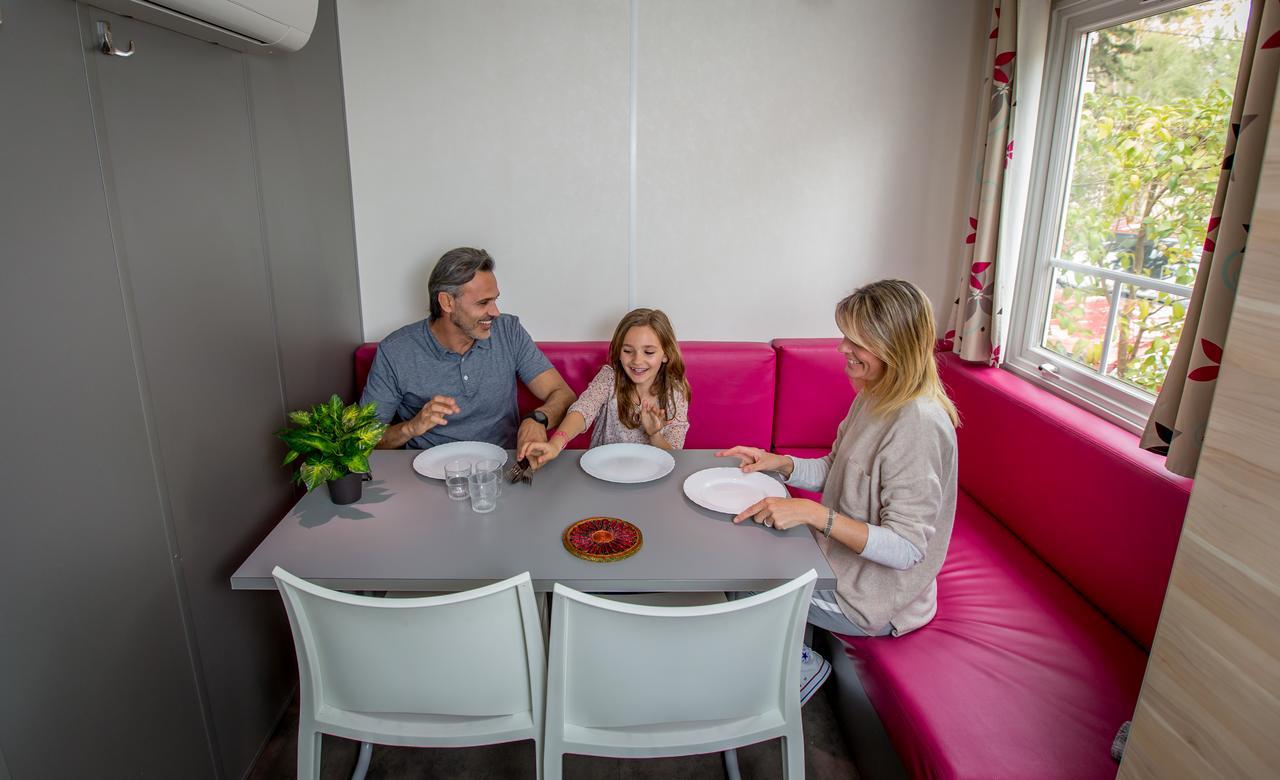 Camping Marina Plage Vitrolles  Habitación foto